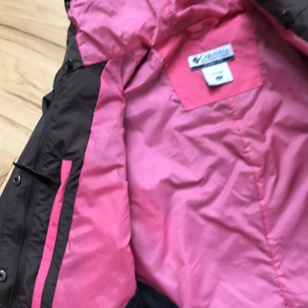 Colombia Waterproof Packable Jacket. Euc - image 4